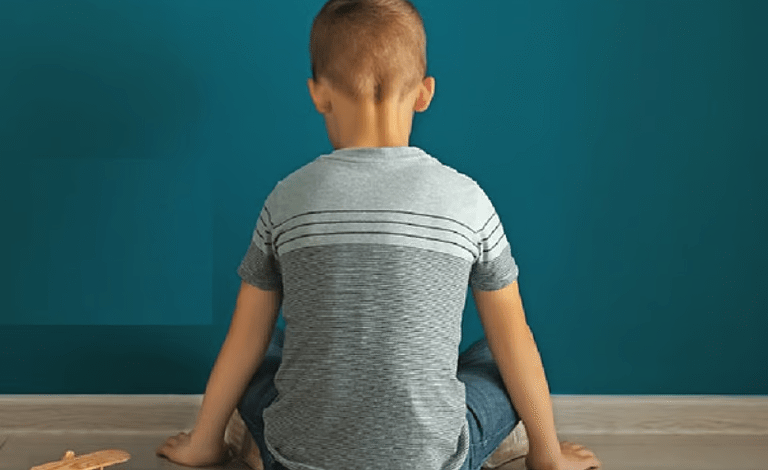 تأجيل-نتائج-دراسة-أسباب-التوحّد-في-أمريكا-يشعل-الجدل-من-جديد