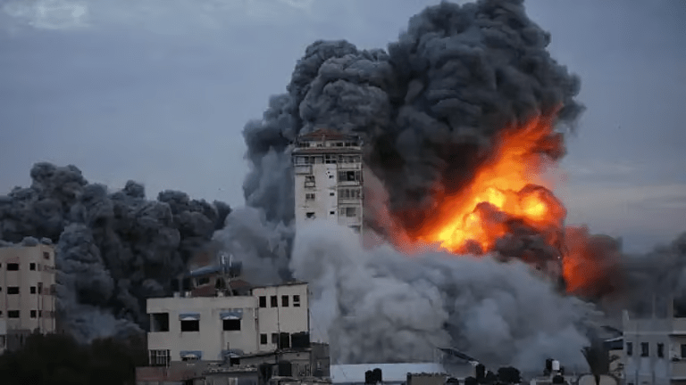 حصيلة-الشهداء-في-غزة-تتجاوز-52-ألفًا-منذ-بدء-العدوان-الإسرائيلي.-والأغلبية-من-الأطفال-والنساء