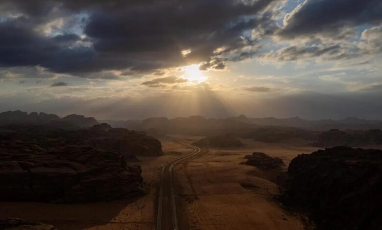 تبوك.-جبال-“الزيتة”-ترسم-لوحات-طبيعية-تنبض-بالجمال-والتفرد