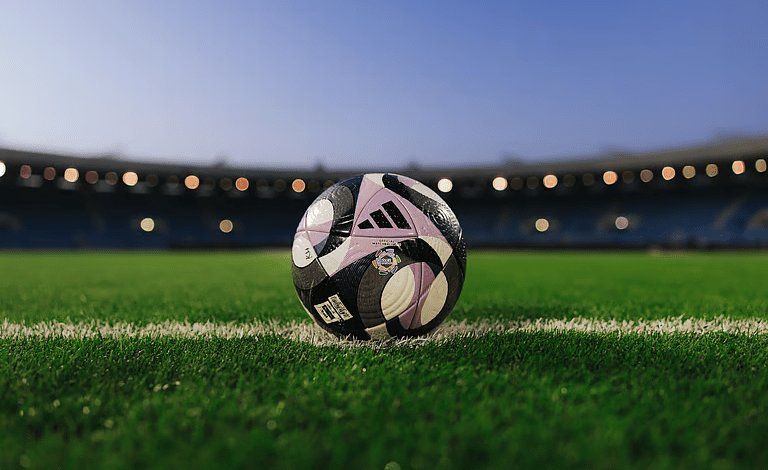 الهلال-يصارع-للبقاء-في-سباق-اللقب.-والنصر-يبحث-عن-الآسيوية-في-ختام-الجولة-31-من-دوري-روشن