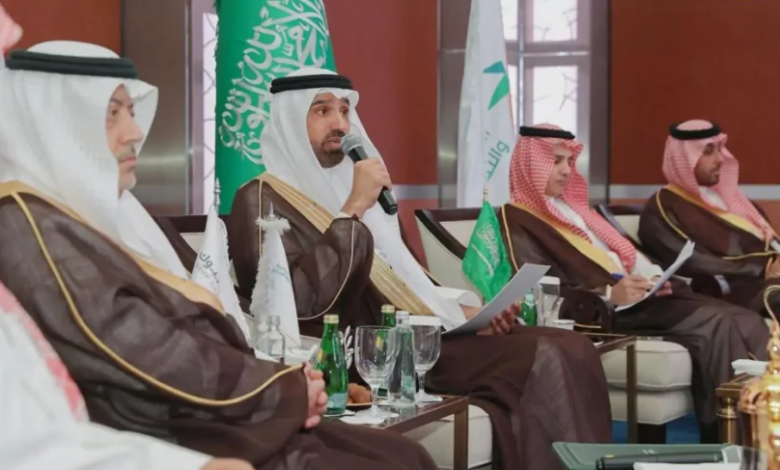 الوزير-الراجحي-يلتقي-قادة-القطاع-غير-الربحي-ورجال-وسيدات-الأعمال-في-تبوك