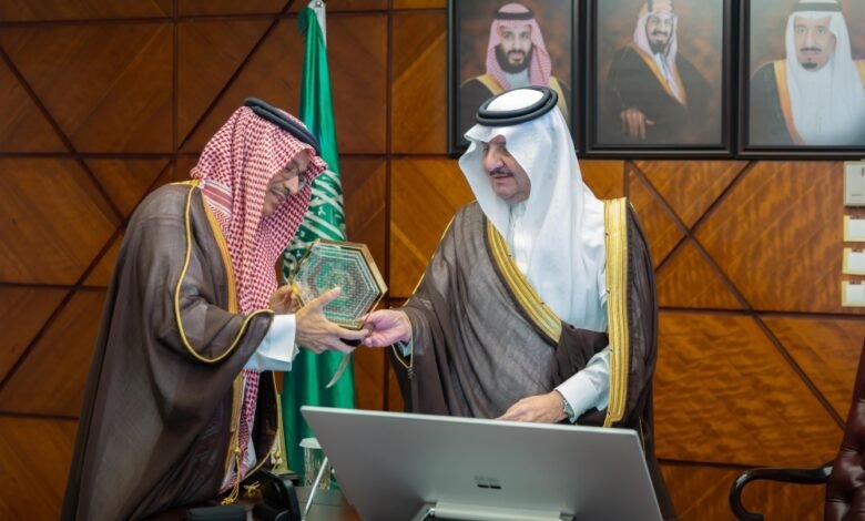 أمير-المنطقة-الشرقية-يستقبل-محافظ-الهيئة-العليا-للأمن-الصناعي-ويشيد-بجهودها-في-حماية-المنشآت