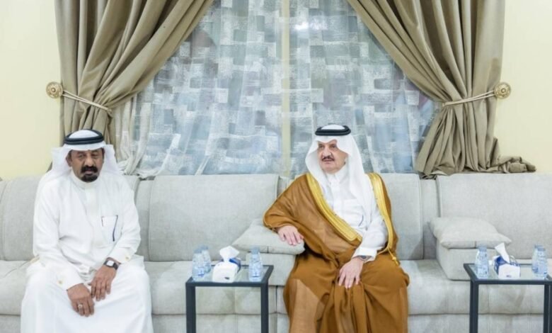 أمير-الشرقية-يعزّي-العبيد-في-وفاة-والدته