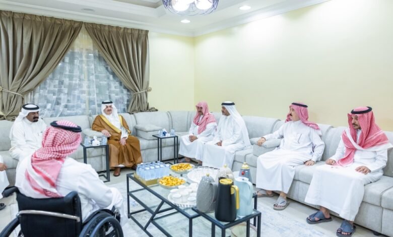 أمير-الشرقية-يقدم-التعازي-للعبيد-في-وفاة-والدته