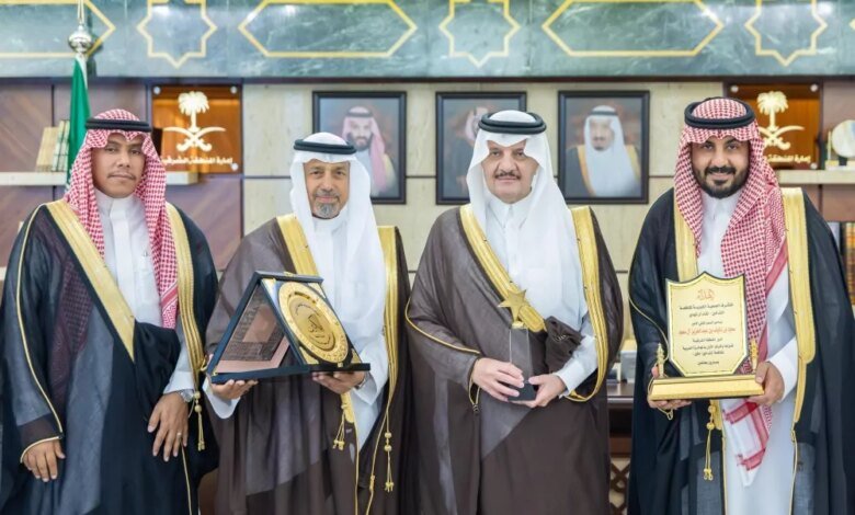 أمير-المنطقة-الشرقية-يستقبل-أعضاء-جمعية-“نقاء”-بمناسبة-فوزها-بجوائز-عربية-في-مكافحة-التدخين