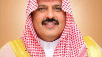 أمير-حائل-يقدم-واجب-العزاء-لأسرة-الجارالله-في-وفاة-فقيدتهم