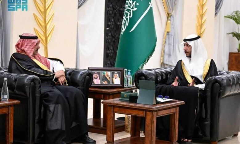 محافظ-الطائف-يستقبل-مدير-مكتب-وزارة-الرياضة-بالمحافظة