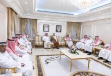 أمير-الشرقية-يعزي-الشيخ-عبدالرحمن-الدوسري-في-وفاة-شقيقه