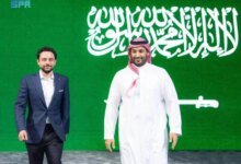 ولي-العهد-يُشرّف-الحفل-الختامي-لبطولة-كأس-العالم-للرياضات-الإلكترونية-ويتوج-فريق-فالكونز-الفائز-بكأس-البطولة