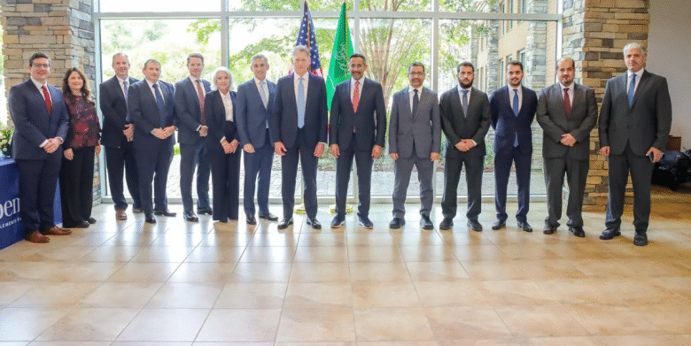 وزير-الصناعة-يناقش-نقل-تقنيات-استخراج-الليثيوم-مع-albemarle-الأمريكية