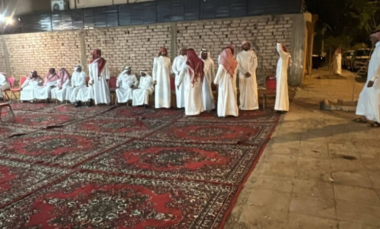 آل-النجدي-وآل-بن-طالب-يتلقون-التعازي-في-فقيدتهم