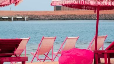 صور-|-“بامبي”.-شاطئ-وردي-يمنح-نساء-جدة-تجربة-استرخاء-حصرية