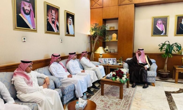 محافظ-القطيف-يلتقي-مجلس-إدارة-نادي-الخليج