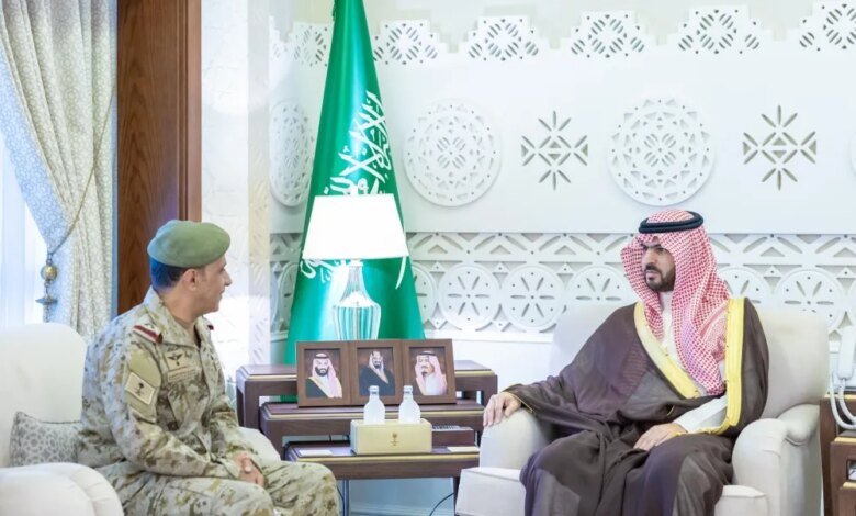نائب-أمير-المنطقة-الشرقية-يستقبل-قائد-المنطقة-الشرقية-بمناسبة-تكليفه