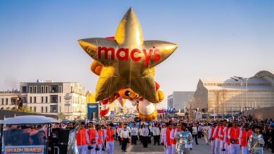 موسم-الرياض.-مسيرة-البالونات-والعروض-تجذب-الأنظار-بتجربتها-المميزة