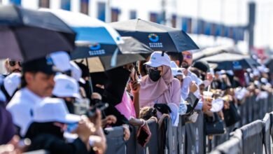 صور|-إقبال-جماهيري-كبير-لمتابعة-مسيرة-افتتاح-موسم-الرياض-2025