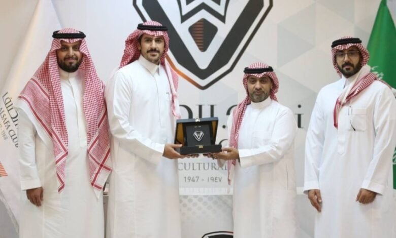 رئيسا-الاتحاد-السعودي-للطائرة-ونادي-الصفا-يبحثان-سبل-تطوير-اللعبة