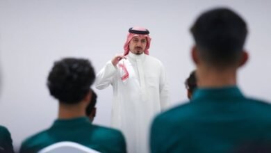 المسحل-يلتقي-لاعبي-أخضر-تحت-16-عامًا-قبل-المشاركة-في-بطولة-غرب-آسيا