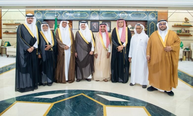 أمير-الشرقية-يستقبل-رئيس-مجلس-إدارة-جمعية-“انتماء-وطني”
