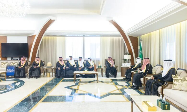 أمير-الشرقية-يستقبل-رئيس-مجلس-إدارة-نادي-الفتح 