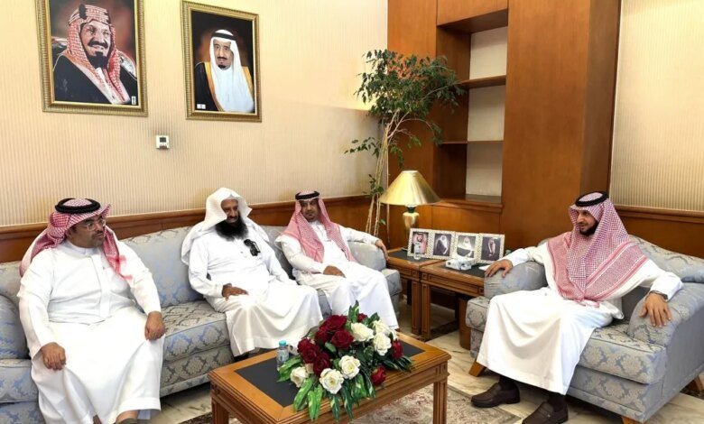 محافظ-القطيف-يرسم-ملامح-التكامل-الخيري-لجمعيتي-حزم-وتاروت