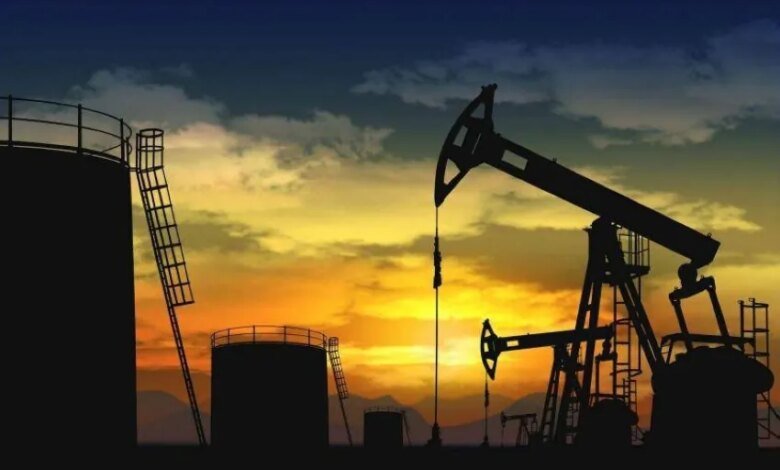 ارتفاع-أسعار-النفط-بعد-تعليق-زيادة-الإنتاج