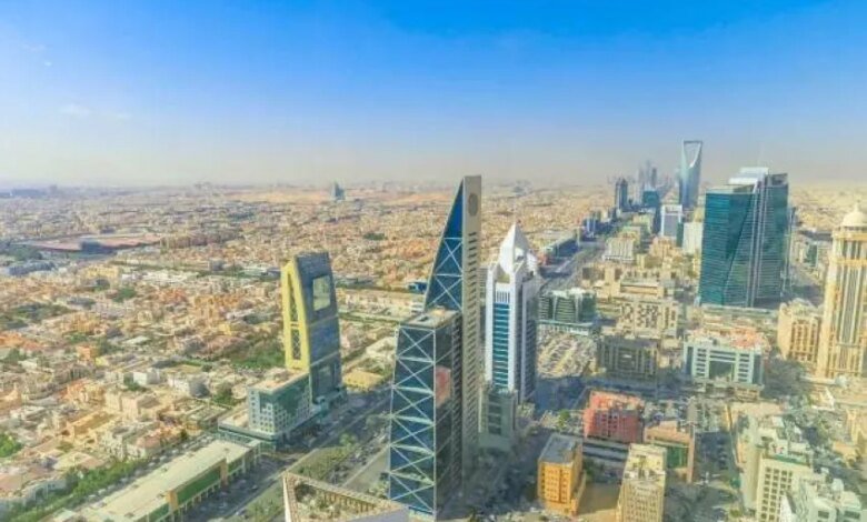 القطاع-غير-النفطي-يسجل-أفضل-معدلات-النمو-في-11-عامًا