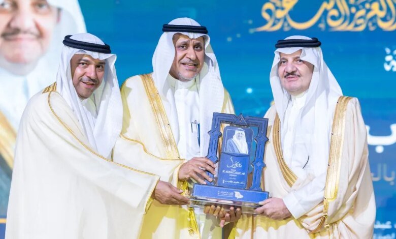 أمير-الشرقية-يرعى-حفل-تخريج-1560-خريجًا-من-كليات-ومعاهد-الهيئة-الملكية-بالجبيل