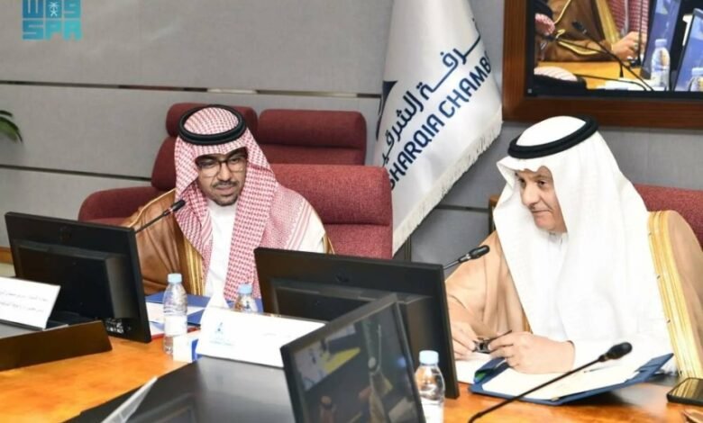 وزير-البيئة-يلتقي-قطاع-الأعمال-والمستثمرين-بغرفة-الشرقية