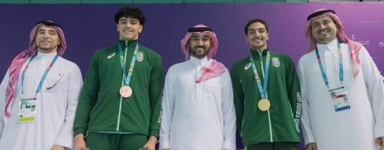 السراج-يطير-بذهب-السباحة-في-إسلامية-الرياض