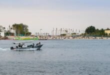 خلال-الشتاء.-شواطئ-جدة-تجذب-الزوار-بالهواء-العليل-والطبيعة-الماطرة