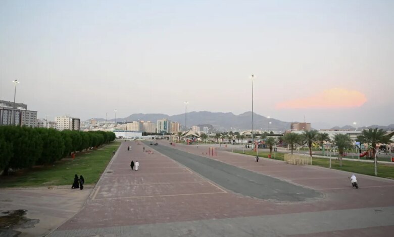 المنتزهات-في-مكة.-أجواء-مثالية-وإقبال-كبير-من-الأهالي-والعائلات