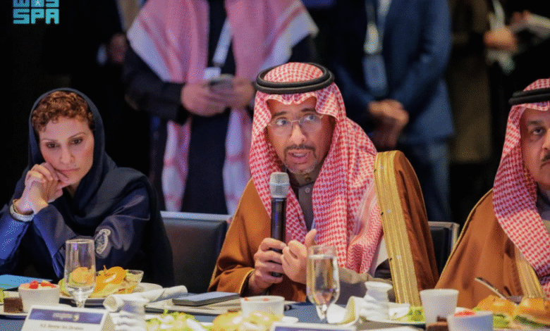 وزير-الصناعة-يدعو-الشركات-الأمريكية-للاستثمار-في-صناعات-الأدوية-واللقاحات-والأجهزة-الطبية-بالمملكة