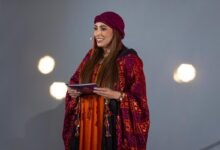 بدور-القاسمي-تطلق-النسخة-الثانية-من-مهرجان-تنوير-في-صحراء-مليحة-بأمسية-فنية-ملهمة-وتجربة-إنسانية-استثنائية