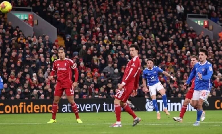 الممتاز-الإنجليزي:-ليفربول-يتعادل-مع-سندرلاند-وتشلسي-يخسر-من-ليدز-يونايتد