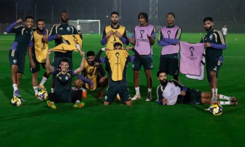 الأخضر-يختتم-تحضيراته-لمواجهة-جزر-القمر