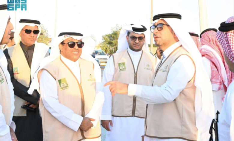 وزير-البلديات-والإسكان-يطلع-على-المشاريع-والخدمات-البلديَّة-بنجران