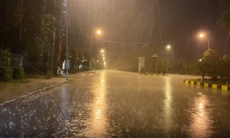 إنذار-أحمر.-أمطار-غزيرة-على-الشرقية-حتى-4-صباحًا