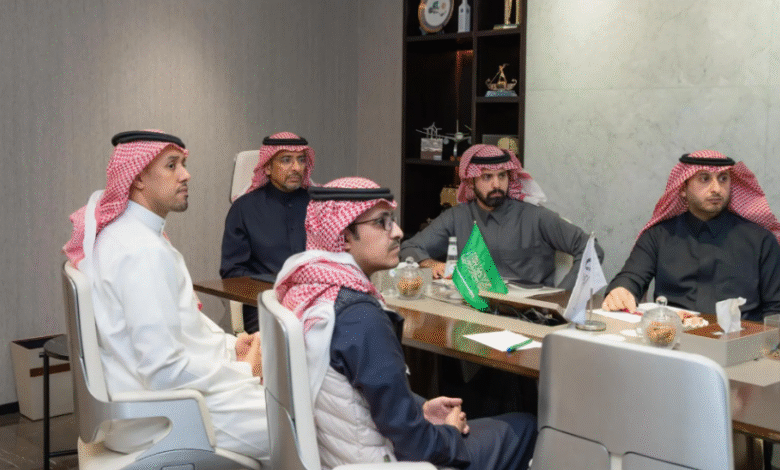 وزير-الصناعة-يعقد-اجتماعًا-(افتراضيًا)-مع-الملحقين-التجاريين-للمملكة-في-الخارج