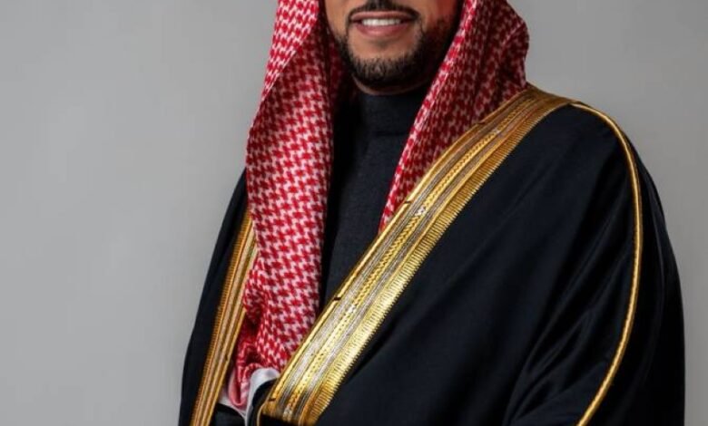 الفيصل-يُصدر-قرارًا-بتأسيس-رابطة-الفنون-القتالية-برئاسة-الأمير-خالد-بن-سطّام