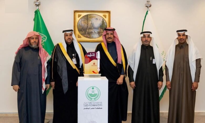 محافظ-حفر-الباطن-يدشّن-مبادرة-“وما-يسطرون”