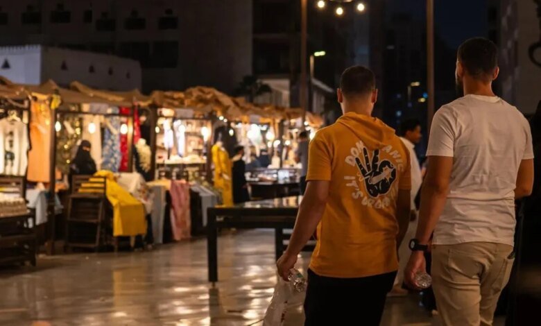 تجربة-تسوق-متكاملة.-جدة-التاريخية-تفتتح-بسطات-شارع-الذهب