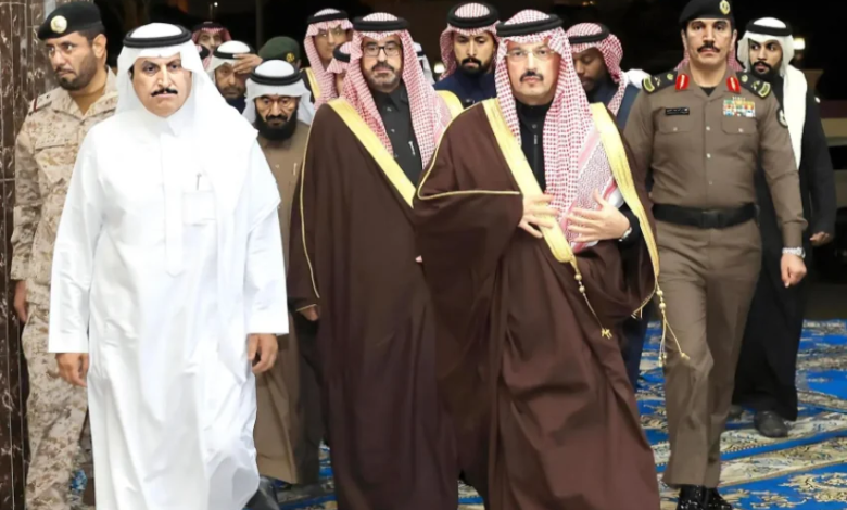 أمير-عسير-يعزي-مدير-الأمن-العام-في-وفاة-والده