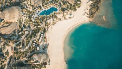 “البحر-الأحمر”-تُصدر-متطلبات-مشغلي-الشواطئ-للمرة-الأولى-بالمملكة