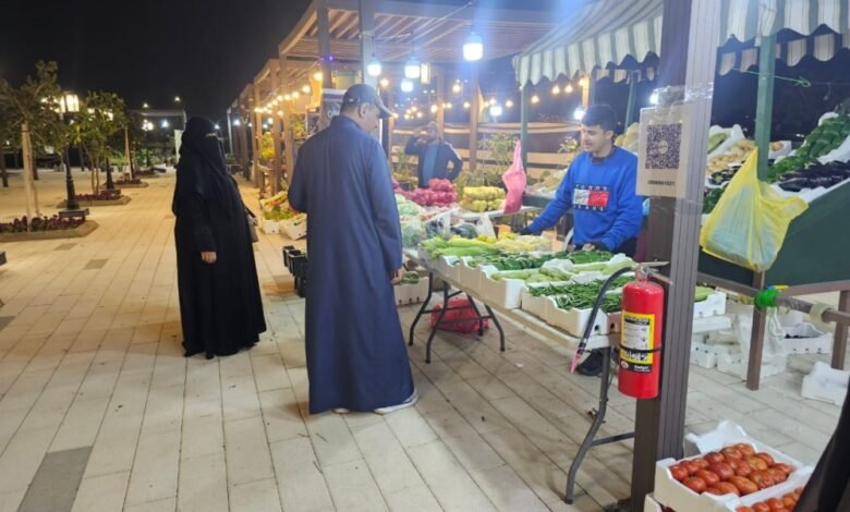 صور|-سوق-المزارعين-بالقطيف.-منصة-أسبوعية-لدعم-المنتجات-المحلية-والأمن-الغذائي