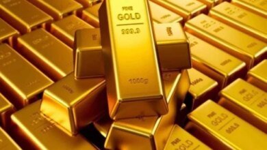 الذهب-يلامس-مستويات-قياسية-جديدة-والفضة-تكسر-حاجز-الـ-100-دولار