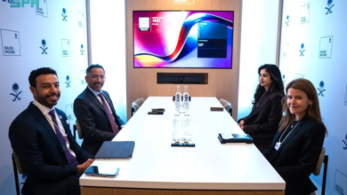 وزير-الصناعة-يبحث-الفرص-المشتركة-في-التصنيع-المتقدّم-وصناعة-الصلب-مع-شركات-عالمية-على-هامش-دافوس-2026