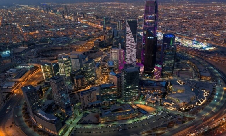 تنوع-شتاء-السعودية-يجذب-سياح-الخليج-بين-الشرقية-والرياض-وحائل