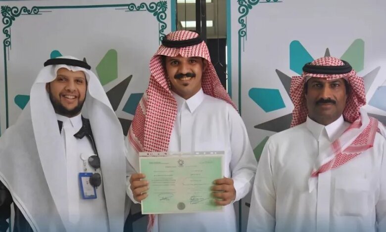 الكلية-التقنية-بتربة-تسلم-وثائق-الخريجين-وتوجهم-لسوق-العمل