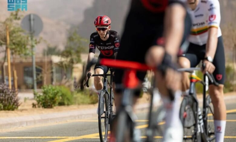 السويسري-يانيس-فوازارد-يحصد-أفضلية-المرحلة-الثالثة-من-طواف-العُلا